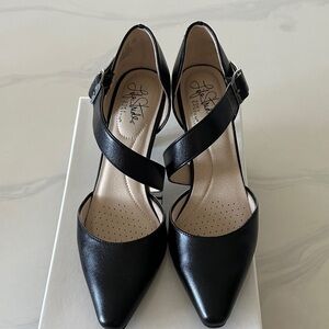 Life Stride Black Strappy Heels